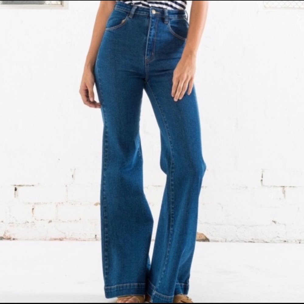 ROLLA’S East Coast Flare Jeans